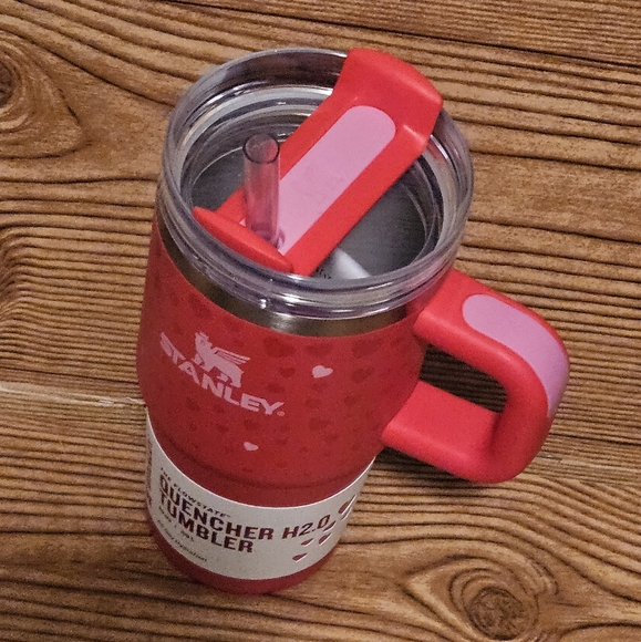 Stanley Target 20oz Ruby Hearts Valentine’s Day Tumbler Red - Picture 4 of 8